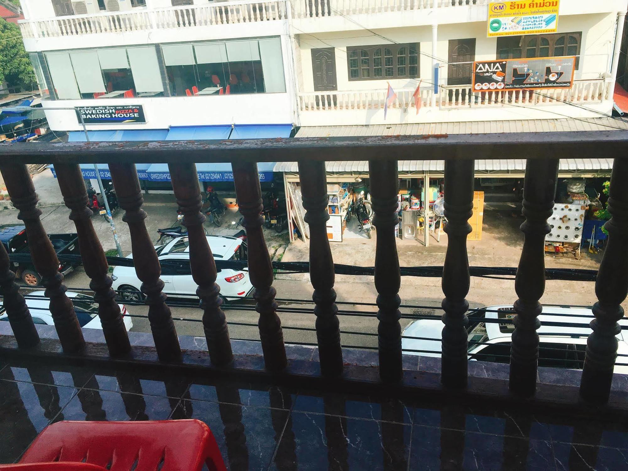 Bayern Guesthouse Ban Nongdouang 外观 照片